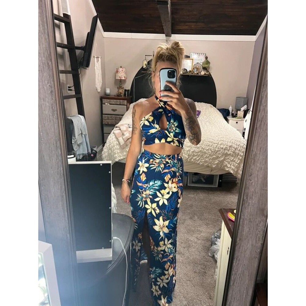 NWT Miley and Molly two piece tropical set
